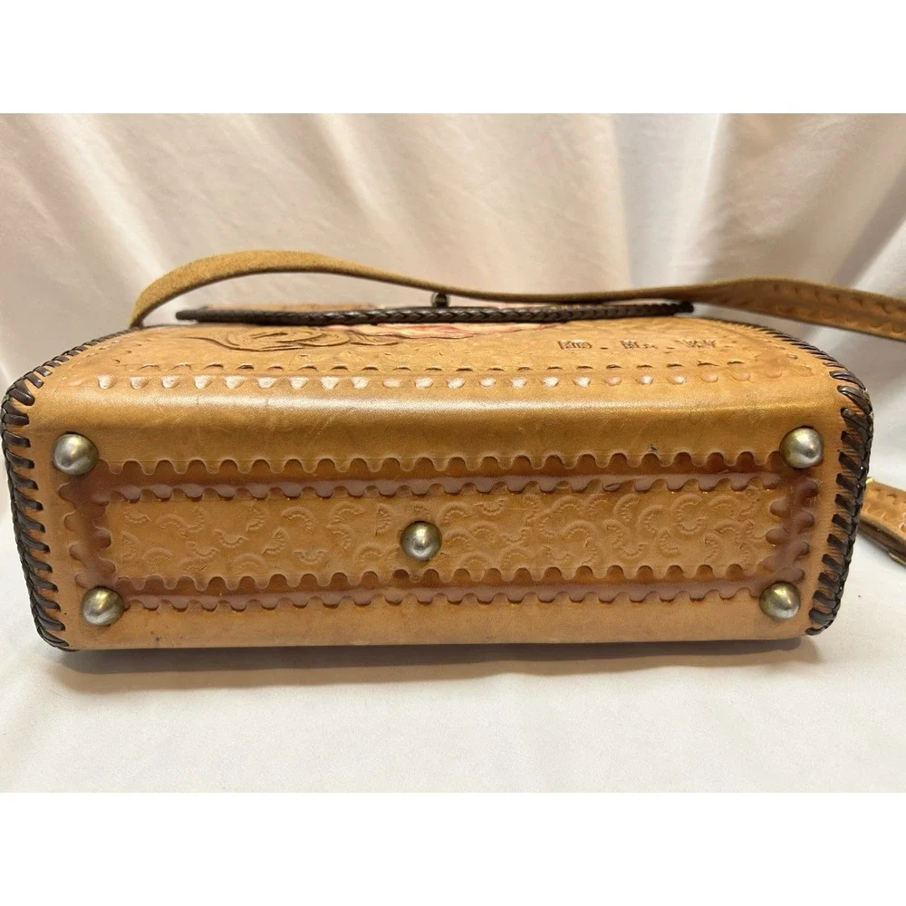 VTG Leather Hand Tooled Large Floral Shoulder Bag Boho Hippie Indie Festival 70s